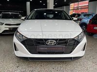 Usado Hyundai i20 84 CV (61 kW) 2023 Blanco Utilitario