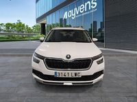 Usado Skoda Kamiq Ambition 110 CV (80 kW) 2022 Blanco SUV