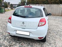 Usado Renault Clio IV 75 CV (55 kW) 2012 Blanco Berlina