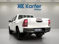 Usado Toyota HiLux 150 CV (110 kW) 2022 Blanco Pickup/Camioneta