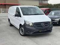 Usado Mercedes Vito 136 CV (100 kW) 2019 Blanco metalico Van