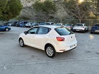 Usado Seat Ibiza Reference 90 CV (66 kW) 2012 Blanco Berlina