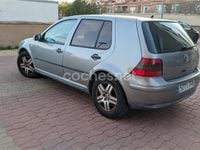 Usado VW Golf IV Highline 115 CV (84 kW) 2002 Gris / plata Berlina