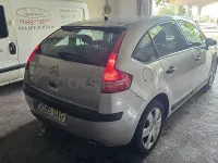 Usado Citroën C4 90 CV (66 kW) 2006 Gris / plata Berlina