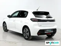 Usado Peugeot 208 Allure 101 CV (74 kW) 2023 Blanco Utilitario