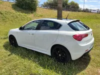 Usado Alfa Romeo Giulietta Progression 105 CV (77 kW) 2011 Blanco Utilitario