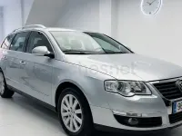 Usado VW Passat Advance 140 CV (102 kW) 2008 Gris / plata Familiar
