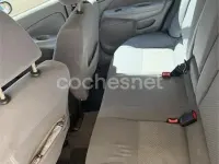 Usado Nissan Almera 98 CV (72 kW) 2003 Verde Berlina