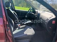 Usado Citroën Xsara 110 CV (80 kW) 2002 Granate Berlina