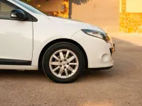 Usado Renault Mégane III Dynamique 106 CV (77 kW) 2011 Blanco Utilitario