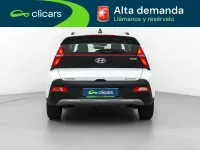 Usado Hyundai Bayon 100 CV (73 kW) 2024 Blanco SUV
