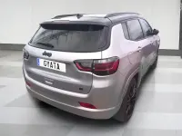 Usado Jeep Compass 240 CV (176 kW) 2022 Gris / plata SUV
