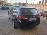 Usado Opel Astra Business Elegance 145 CV (106 kW) 2021 Negro Familiar