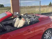 Usado Peugeot 206 CC 110 CV (80 kW) 2005 Rojo Descapotable