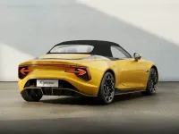 Nuevo MG Cyberster Trophy 250 kW (340 CV) 2026 Amarillo Descapotable