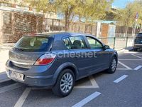 Usado Opel Astra Enjoy 120 CV (88 kW) 2005 Gris / plata Berlina