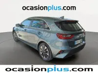Usado Kia Ceed 101 CV (74 kW) 2025 Gris Utilitario
