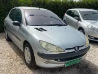 Usado Peugeot 206 109 CV (80 kW) 2003 Gris Utilitario