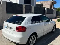 Usado Audi A3 Attraction 105 CV (77 kW) 2010 Blanco Utilitario