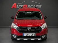 Usado Dacia Dokker Essentiel 95 CV (69 kW) 2019 Granate Monovolumen
