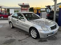 Usado Mercedes C220 Classic 125 HP (91 kW) 2001 Cinzento Sedan