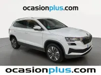 Usado Skoda Karoq Ambition 150 CV (110 kW) 2022 Blanco SUV