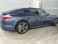 Begagnad Porsche Panamera 400 HK (294 kW) 2010 Grå Halvkombi