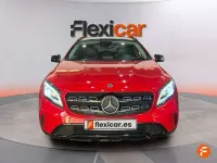 Usado Mercedes GLA180 122 CV (89 kW) 2019 Rojo SUV