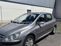 Usado Peugeot 307 90 CV (66 kW) 2003 Gris / plata Berlina