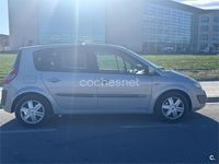 Usado Renault Scénic II Dynamique 120 CV (88 kW) 2004 Blanco Monovolumen