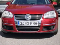 Usado VW Jetta Trendline 105 CV (77 kW) 2007 Granate Berlina