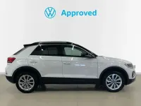 Usado VW T-Roc Life 150 CV (110 kW) 2024 Blanco SUV