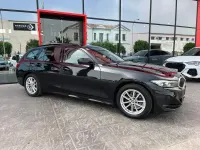 Usado BMW 318 M Sport 136 CV (100 kW) 2023 Negro Familiar