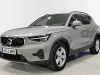Usado Volvo XC40 129 CV (94 kW) 2024 Gris / plata SUV