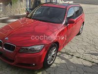 Usado BMW 318 143 CV (105 kW) 2013 Rojo Familiar