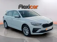 Usado Skoda Scala Selection 116 CV (85 kW) 2024 Blanco Utilitario