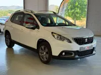 Usado Peugeot 2008 Style 82 CV (60 kW) 2018 Blanco SUV