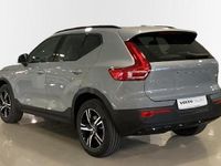 Nuevo Volvo XC40 Plus 163 CV (119 kW) 2025 Gris / plata SUV