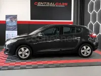 Usado Renault Mégane III Dynamique 105 CV (77 kW) 2009 Negro Berlina