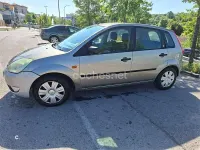 Occasion Ford Fiesta Trend 80 PK (58 kW) 2004 Grijs Hatchback