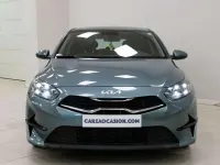 Usado Kia Ceed 101 CV (74 kW) 2025 Gris Utilitario