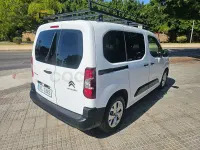 Usado Citroën Berlingo Feel 102 CV (75 kW) 2021 Blanco Monovolumen
