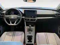 Usado Seat Leon Style 115 CV (84 kW) 2023 Gris plata