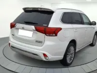 Usado Mitsubishi Outlander Motion 224 CV (164 kW) 2019 Blanco SUV