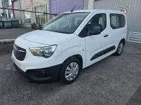 Usado Opel Combo Life Expression 102 CV (75 kW) 2019 Blanco Monovolumen