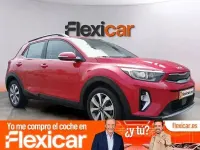 Usado Kia Stonic 100 CV (73 kW) 2024 Rojo SUV