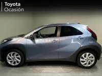 Usado Toyota Aygo X Play 72 CV (52 kW) 2024 Azul SUV