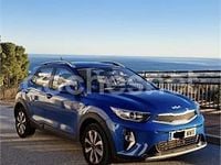 Usado Kia Stonic 100 CV (73 kW) 2024 Azul SUV