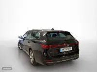 Usado VW Passat Business 150 CV (110 kW) 2024 Negro Familiar