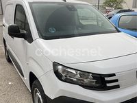 Usado Peugeot Rifter Allure 100 CV (73 kW) 2024 Blanco Monovolumen